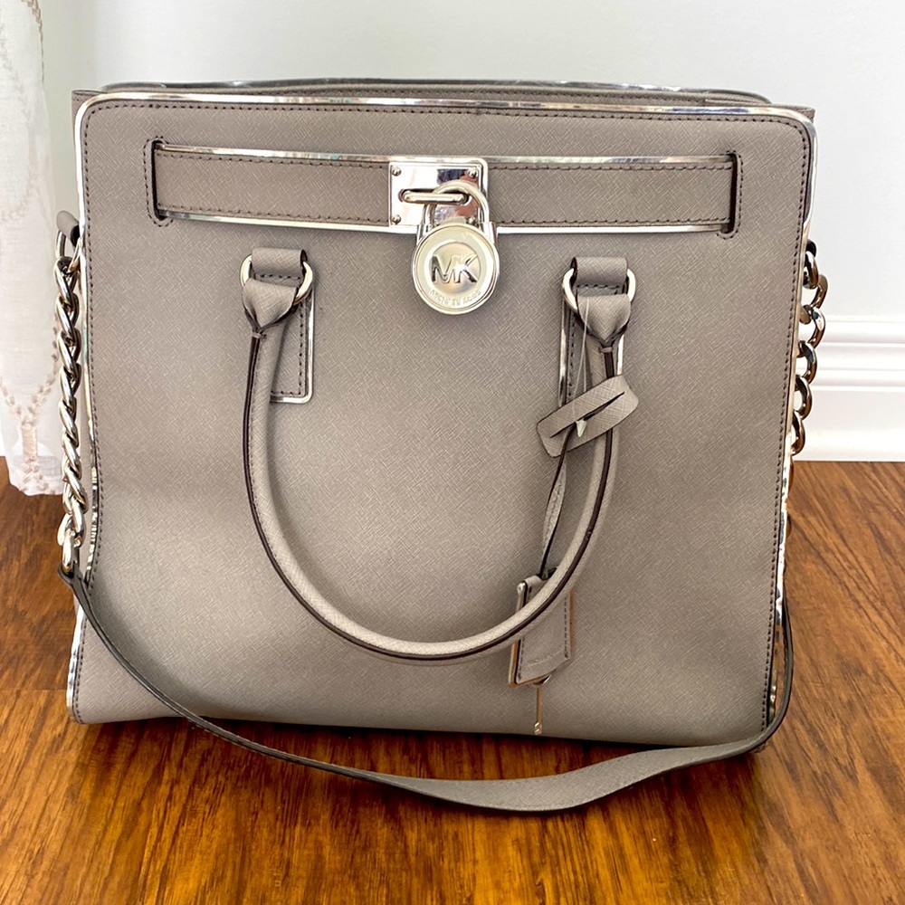 Michael Kors Hamilton Specchio Genuine Leather Tote - Pearl Grey